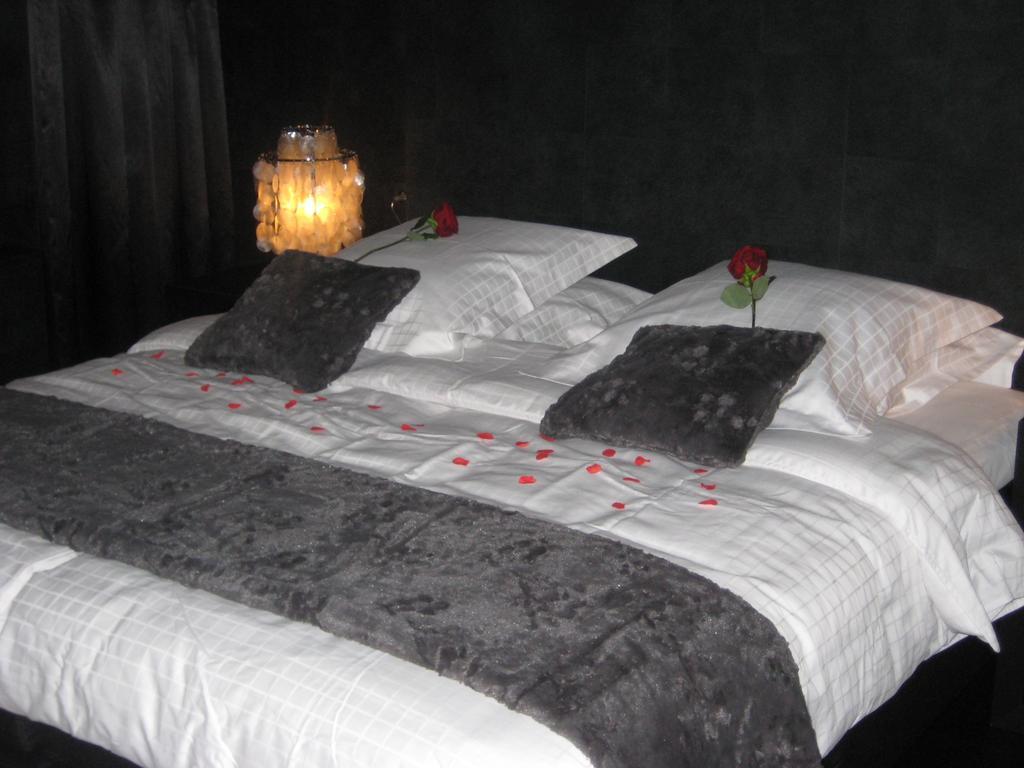 Boutique Hotel Loeven Leuven Bagian luar foto