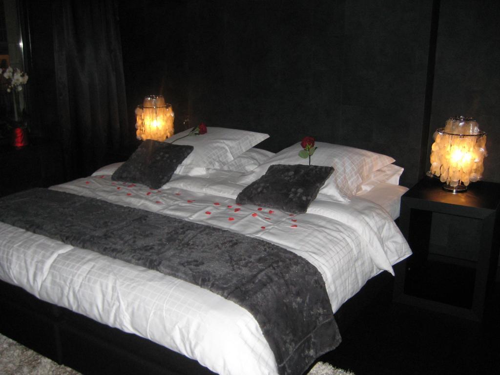 Boutique Hotel Loeven Leuven Bagian luar foto