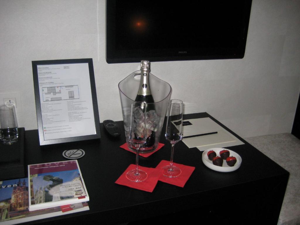 Boutique Hotel Loeven Leuven Ruang foto